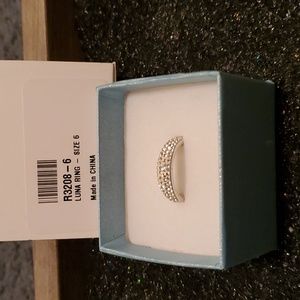 Touchstone crystal Luna ring, size 6